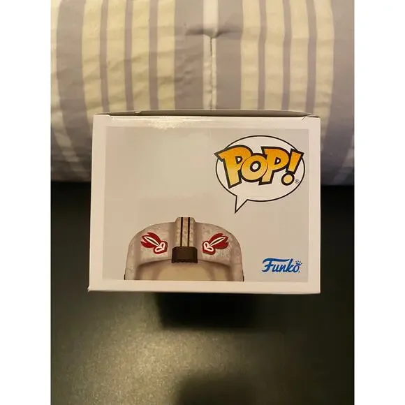 Funko Pop Star Wars:  Luke Skywalker With Remote - Picture 5 of 6